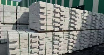 三亚芝麻白路沿石