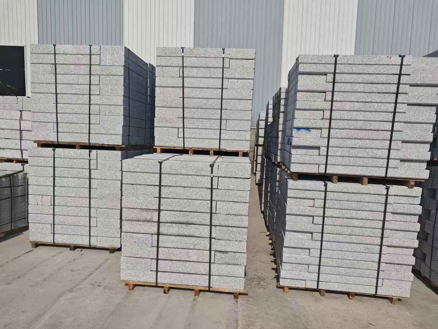 三亚 芙蓉白路沿石，价格便宜