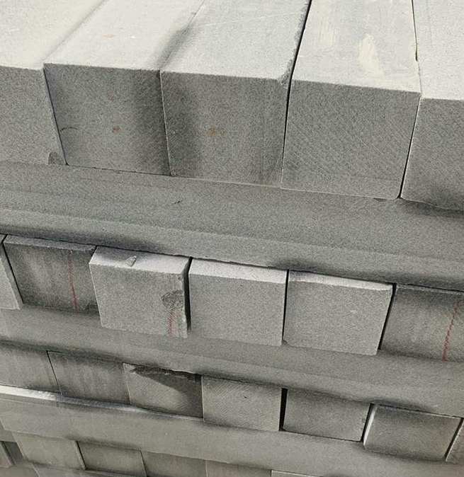 三亚芝麻灰路边石