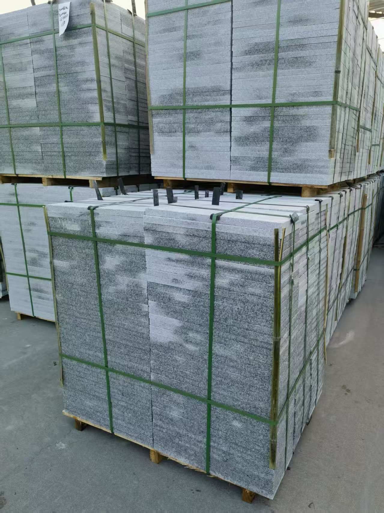 三亚 芝麻白地铺石材